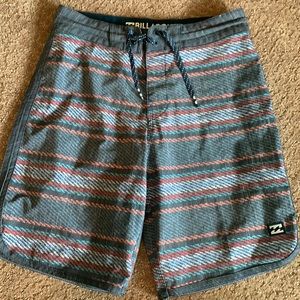 Billabong Board Shorts/Swim Trunks - size 25